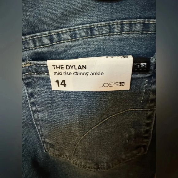 Joe's Dylan Mid Rise Skinny Ankle Ripped Medium Wash Jean Sz 14 - Picture 2 of 4